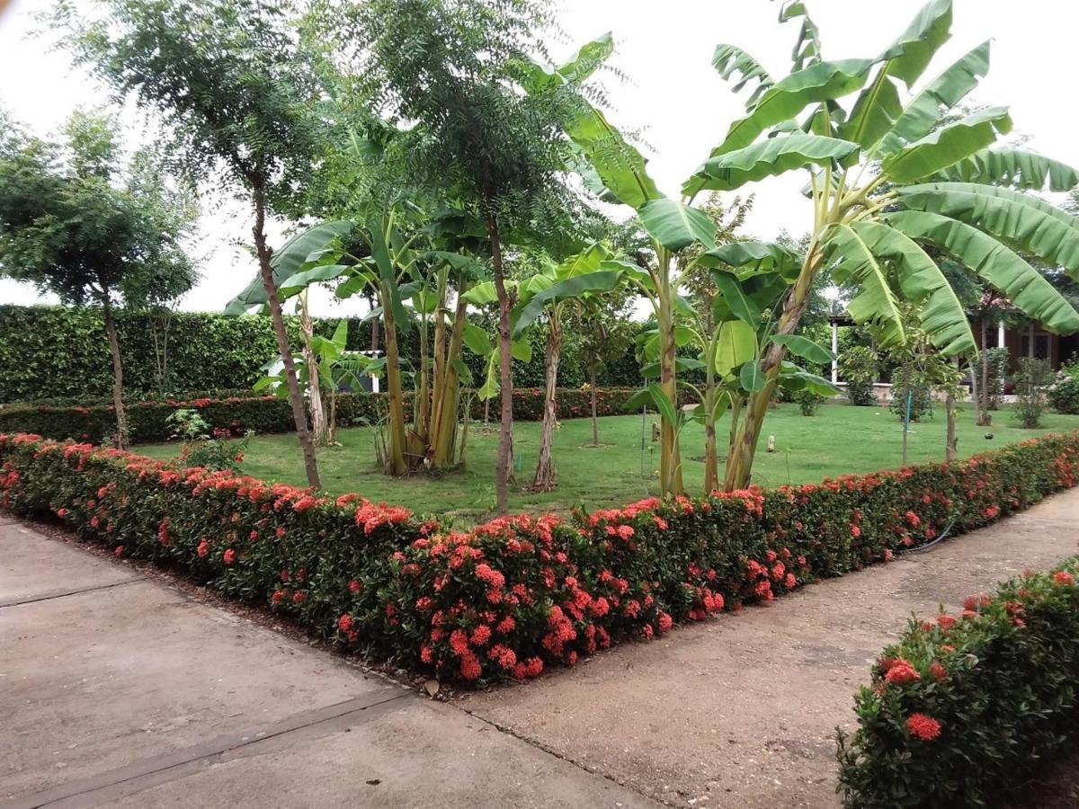 C&H Casa Campestre El Oasis Ricaurte Girardot Bed & Breakfast エクステリア 写真